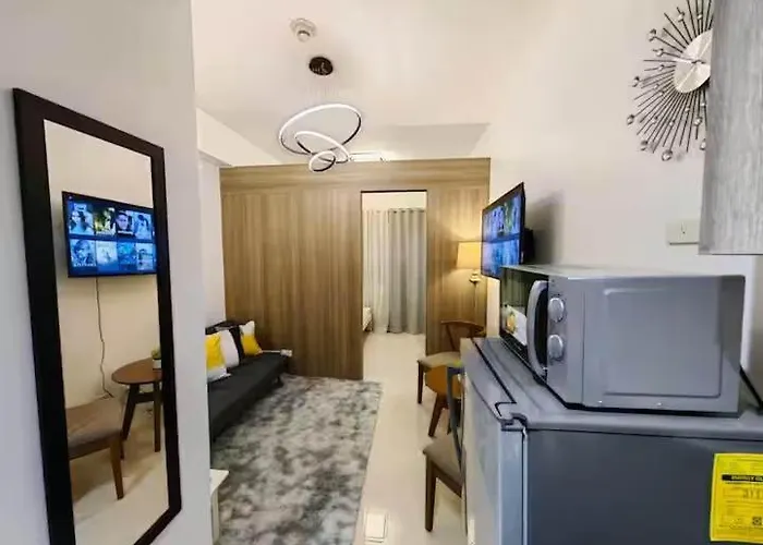 Apartment 1-bedroom With Balcony Manila